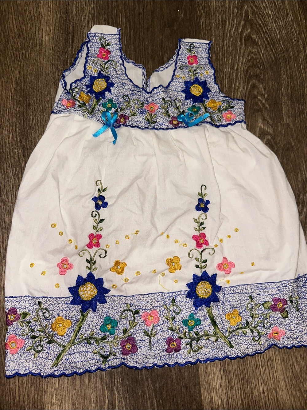 Source Unknown White Dress with Multicolor Floral Embroidery